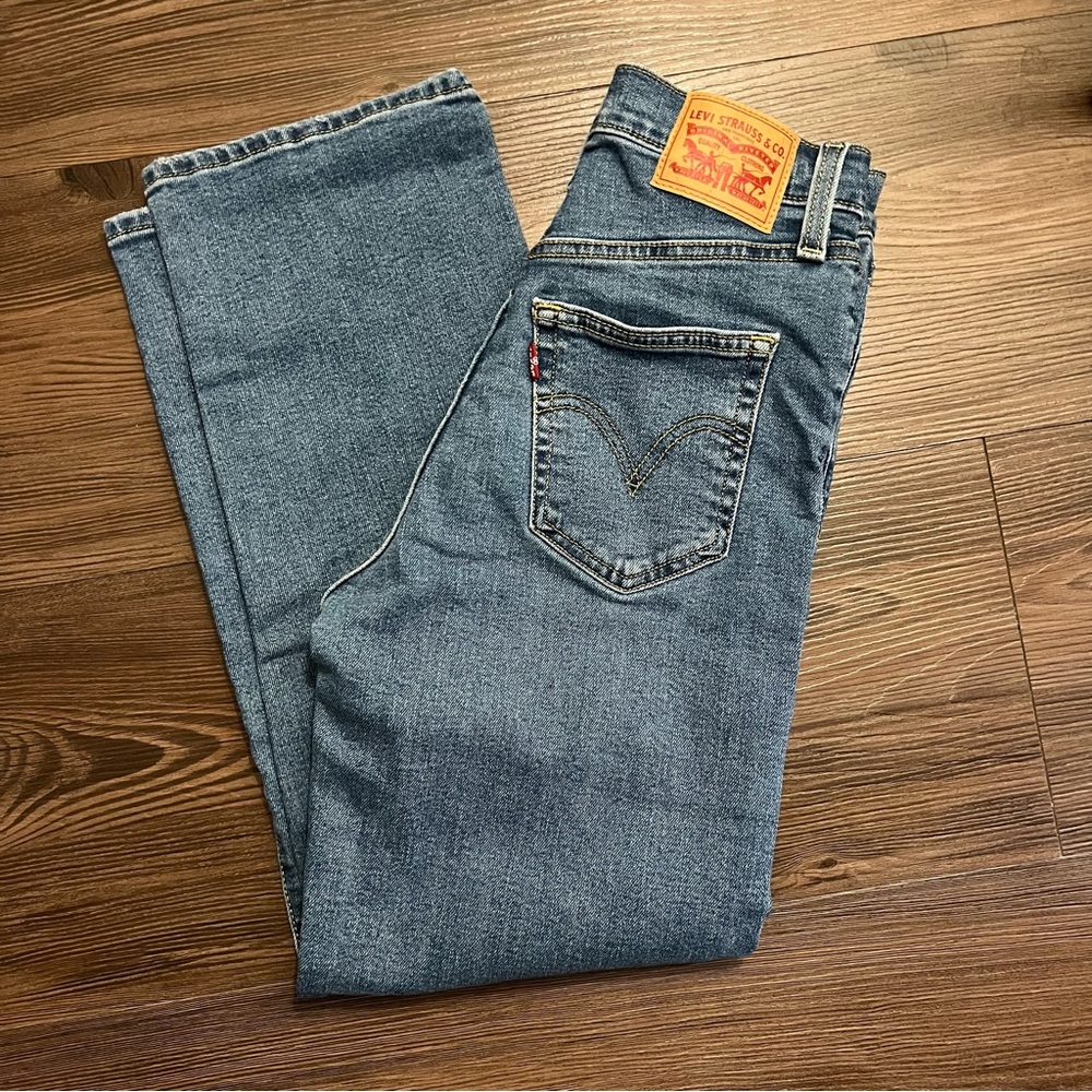 Levi’s Ribcage Straight Ankle Jeans